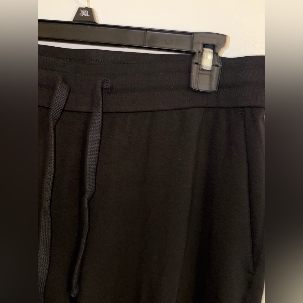 Eileen Fisher Black Drawstring Cargo Joggers - Picture 2 of 8